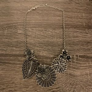 Premier Designs necklace